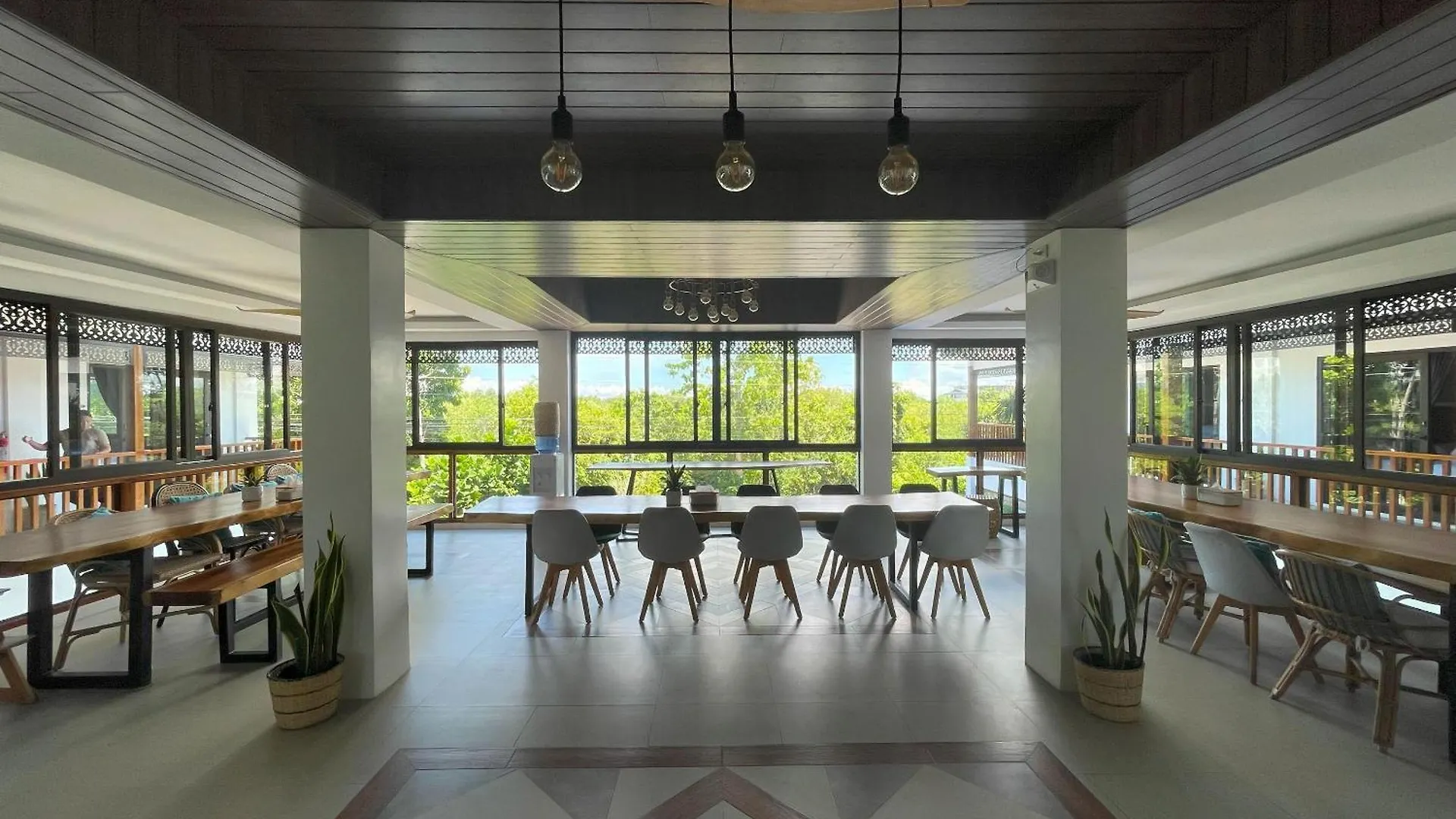 Azul De Panglao Hotel